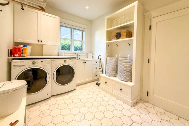 3118 fairmont road north vancouver edgemont