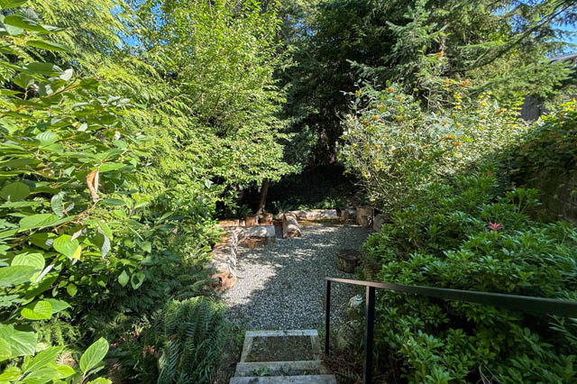3118 fairmont road north vancouver edgemont