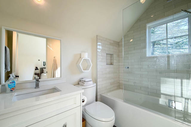 3118 fairmont road north vancouver edgemont