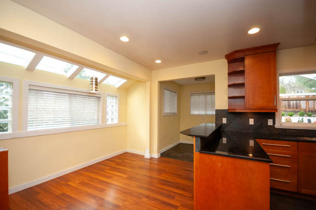 206 23rd street north vancouver lonsdale