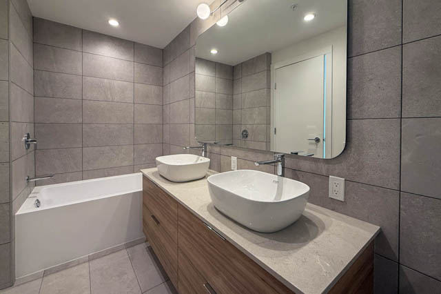 1003 2375 emery court north vancouver lynn valley