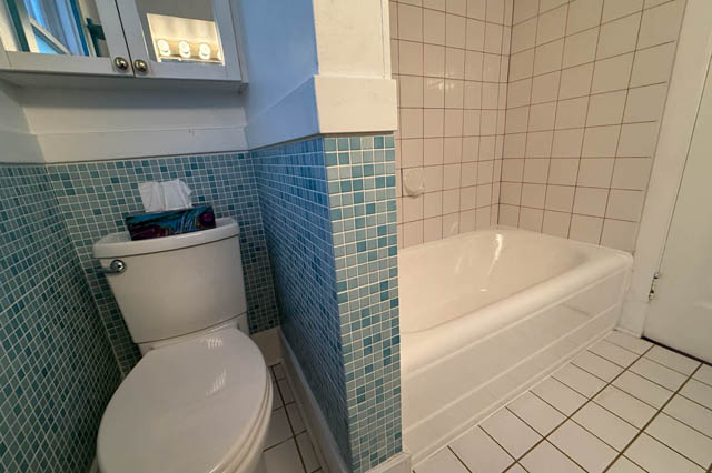u p p e r 342 west 22nd vancouver west side cambie