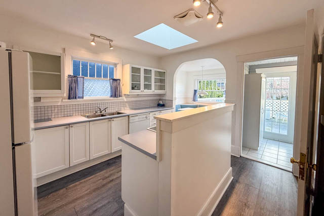 u p p e r 342 west 22nd vancouver west side cambie