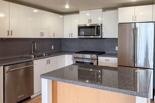 1409 155 west 1st street north vancouver lower lonsdale