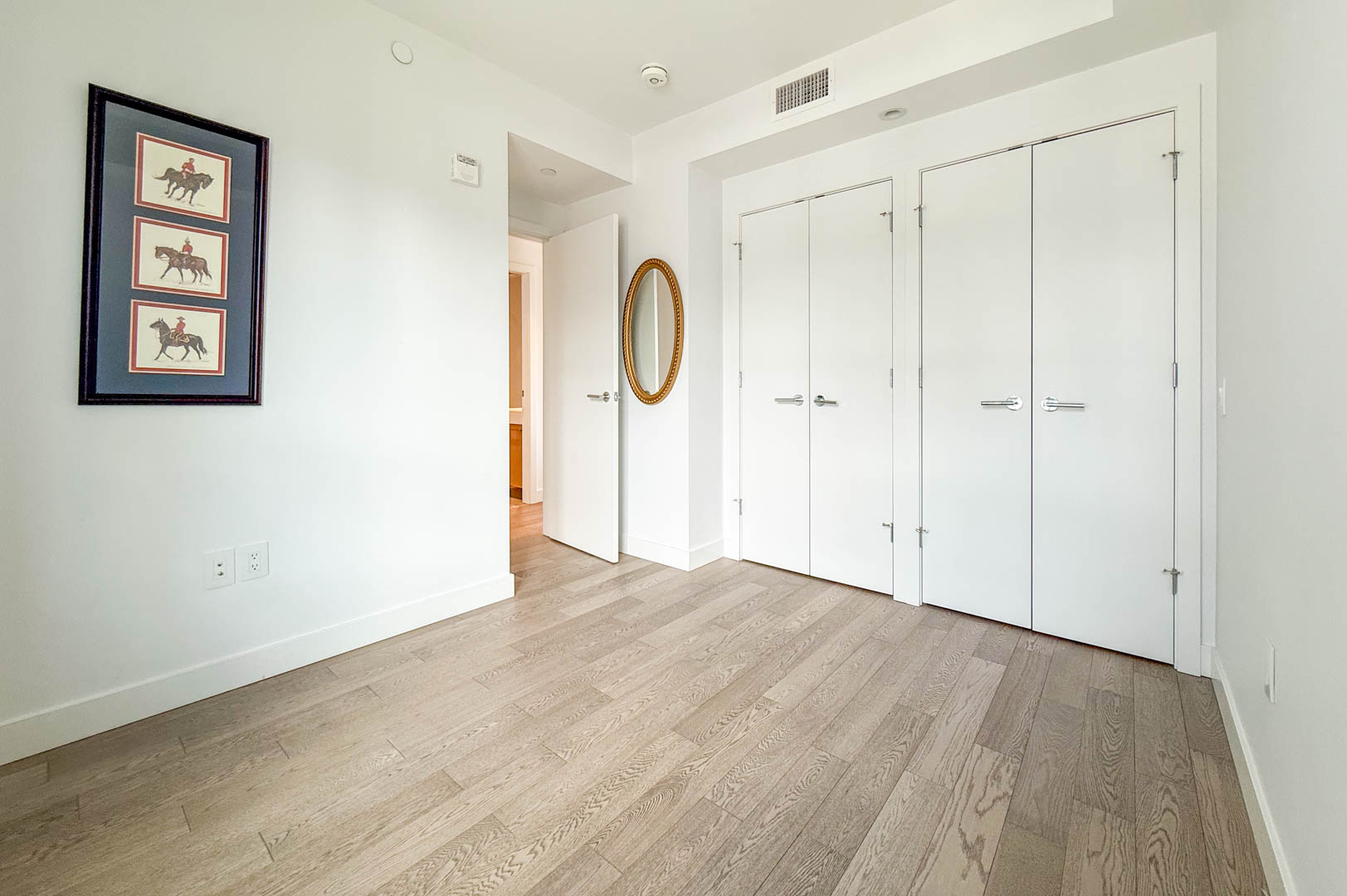 2 bedroom penthouse in Edgemont condo unfurnished