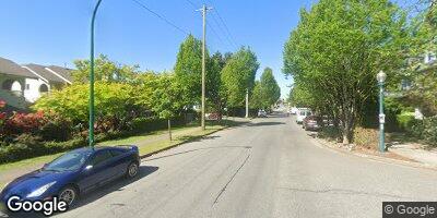 Street view of 806 - 1708 Columbia St