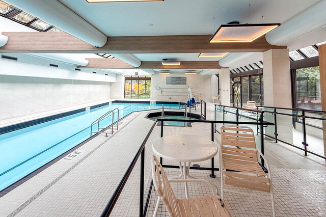 804 1470 pennyfarthing dr vancouver west side kitsilano