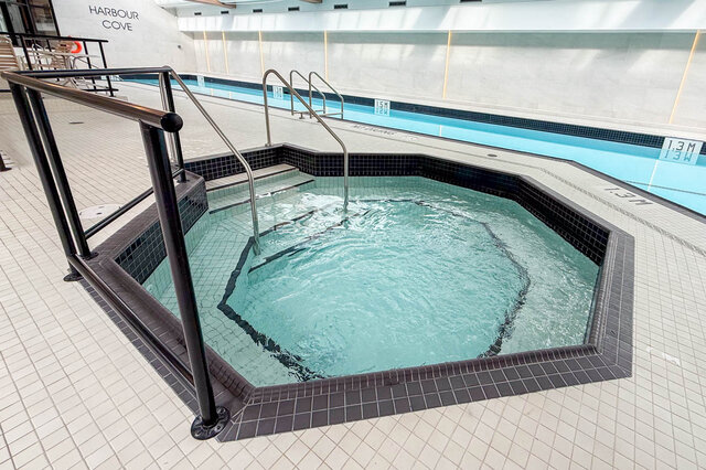 804 1470 pennyfarthing dr vancouver west side kitsilano
