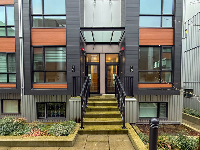 . - TH 12 - 2030 East 20th Ave, Vancouver East Side