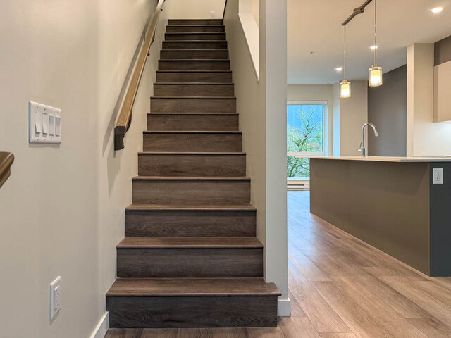 . - TH 12 - 2030 East 20th Ave, Vancouver East Side