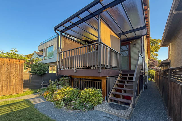 main 2082 e13th ave vancouver east side commercial drive