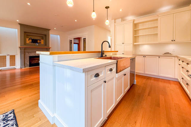 main 2082 e13th ave vancouver east side commercial drive