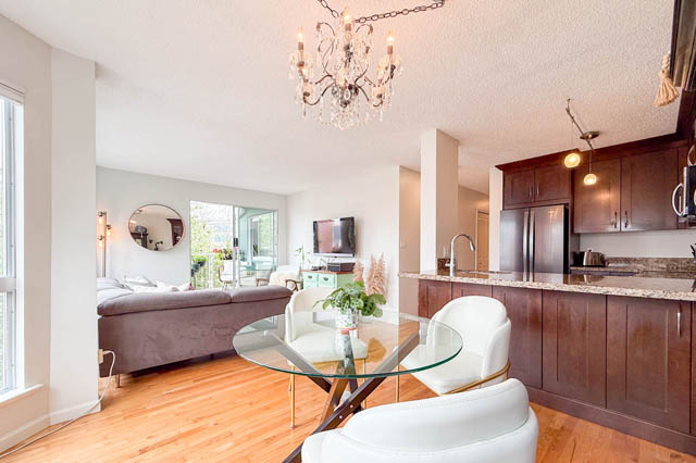 401 1508 mariner walk vancouver west side false creek south