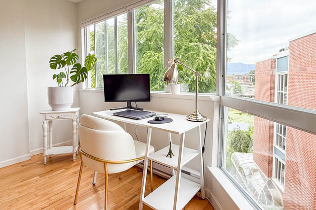 401 1508 mariner walk vancouver west side false creek south