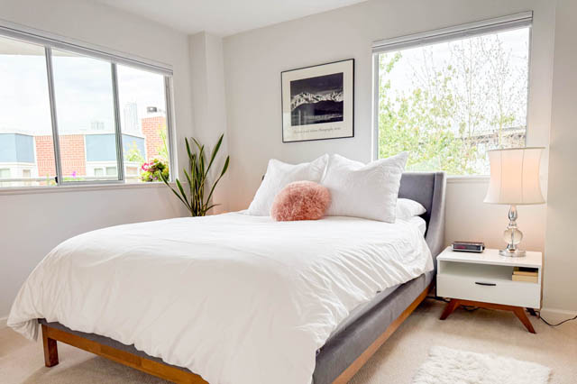 401 1508 mariner walk vancouver west side false creek south