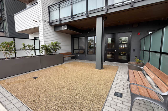 323 2450 garden drive vancouver east side east broadway