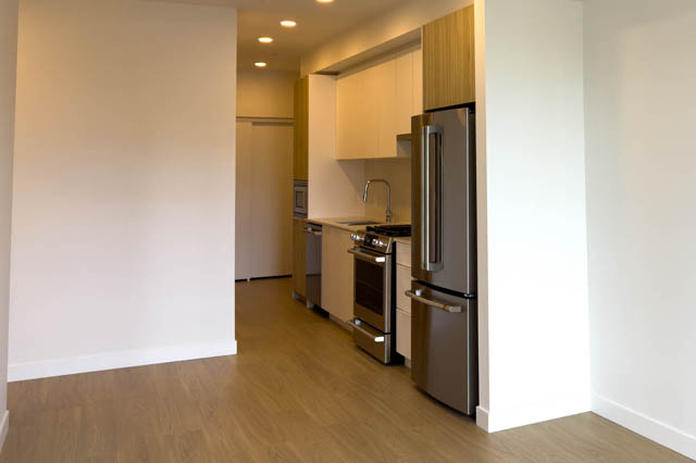 323 2450 garden drive vancouver east side east broadway
