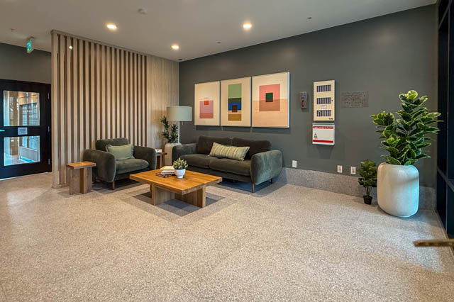 323 2450 garden drive vancouver east side east broadway