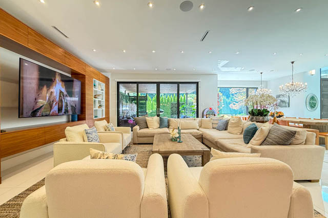 4379 arundel rd north vancouver edgemont