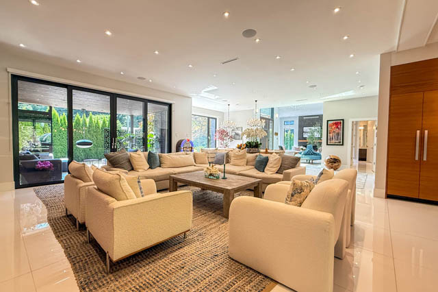 4379 arundel rd north vancouver edgemont