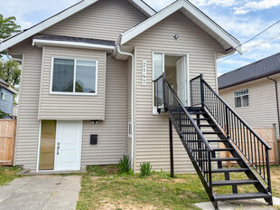 Upper- 2147 East 36th Ave