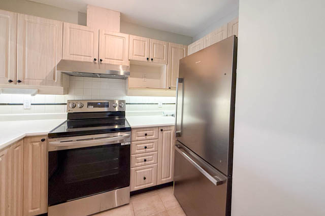 217 630 roche point drive north vancouver seymour