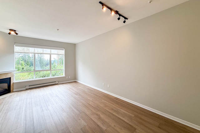 217 630 roche point drive north vancouver seymour