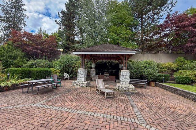 217 630 roche point drive north vancouver seymour