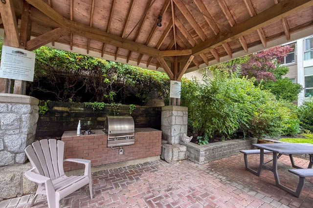 217 630 roche point drive north vancouver seymour