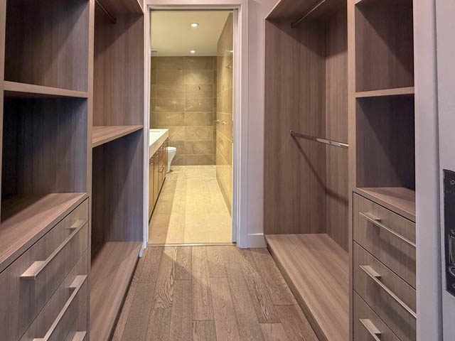208 1055 ridgewood dr north vancouver edgemont