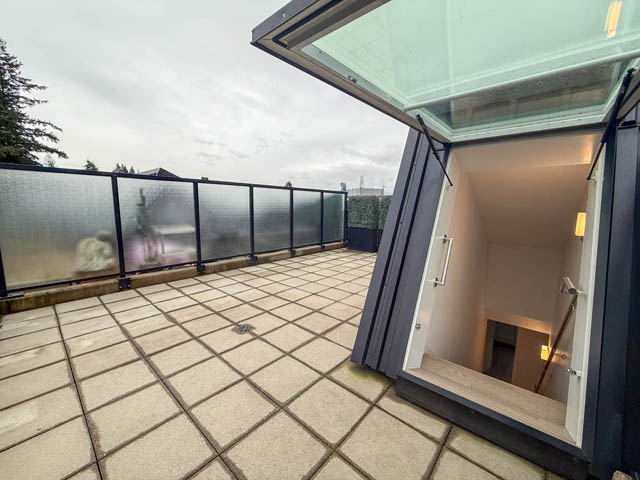208 1055 ridgewood dr north vancouver edgemont