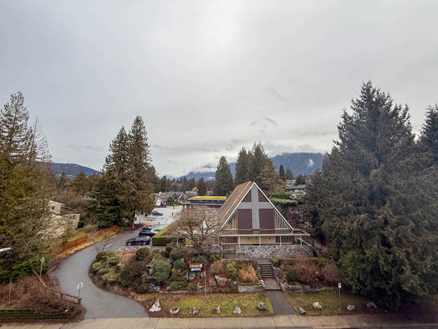 208 1055 ridgewood dr north vancouver edgemont
