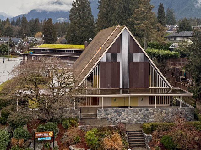208 1055 ridgewood dr north vancouver edgemont