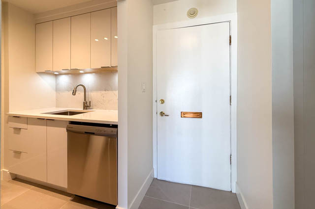 403 2150 bellevue west vancouver dundarave