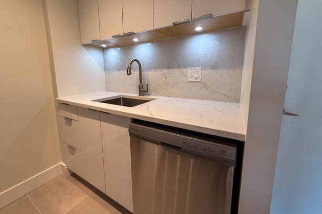 403 2150 bellevue west vancouver dundarave