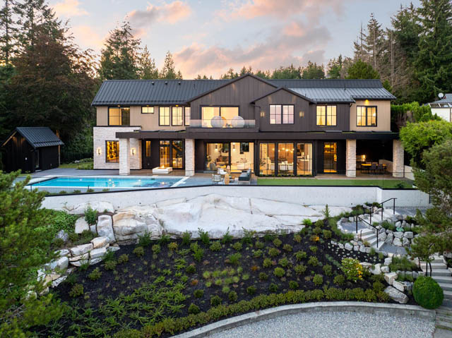4589 woodgreen drive west vancouver caulfeild