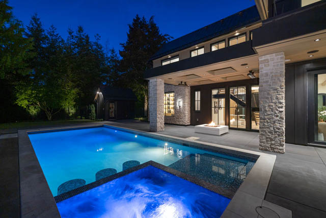 4589 woodgreen drive west vancouver caulfeild