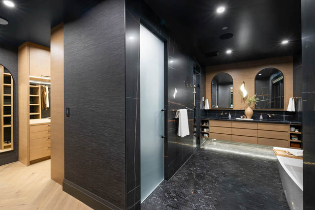 4589 woodgreen drive west vancouver caulfeild