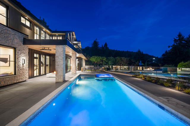 4589 woodgreen drive west vancouver caulfeild