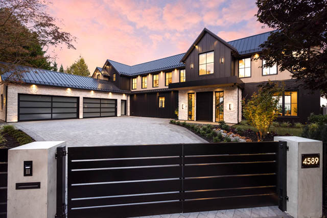 4589 woodgreen drive west vancouver caulfeild