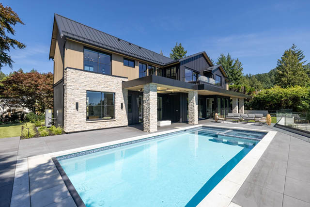 4589 woodgreen drive west vancouver caulfeild