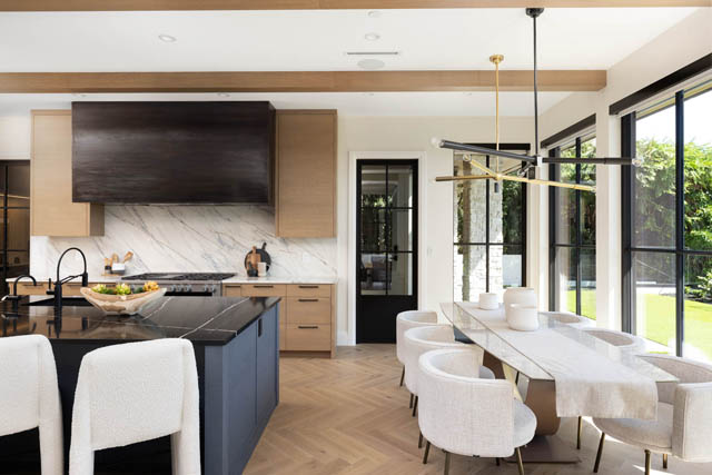 4589 woodgreen drive west vancouver caulfeild