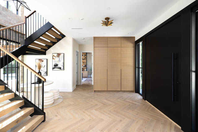 4589 woodgreen drive west vancouver caulfeild