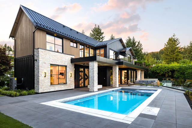 4589 woodgreen drive west vancouver caulfeild