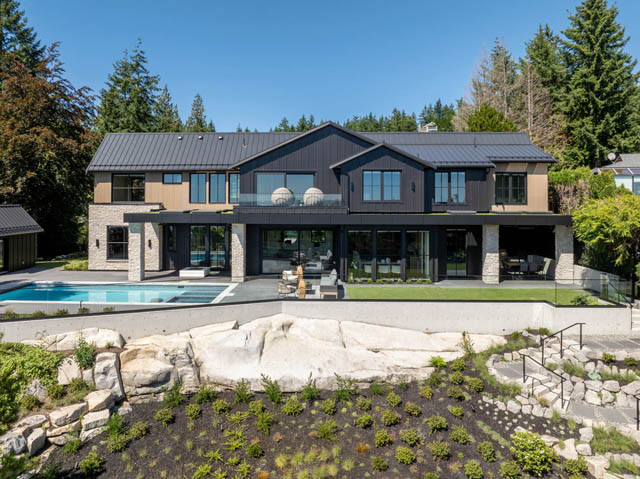 4589 woodgreen drive west vancouver caulfeild