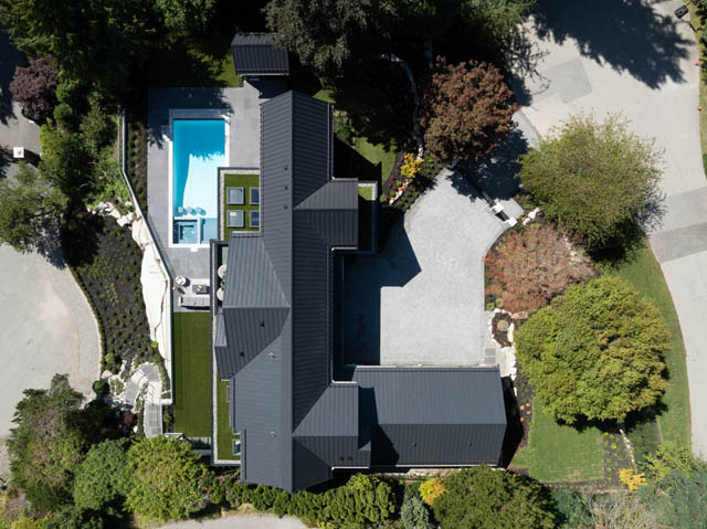 4589 woodgreen drive west vancouver caulfeild