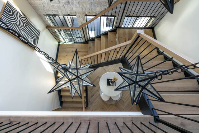 4589 woodgreen drive west vancouver caulfeild