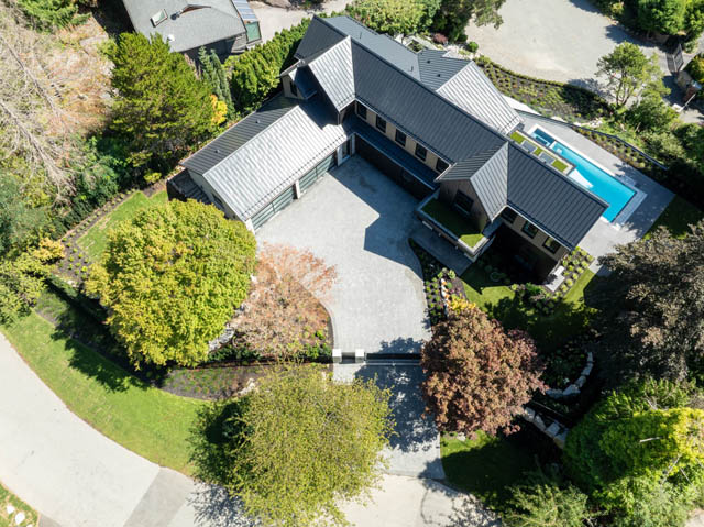 4589 woodgreen drive west vancouver caulfeild