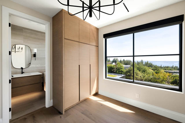 4589 woodgreen drive west vancouver caulfeild
