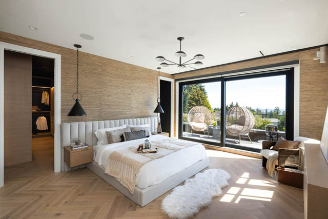 4589 woodgreen drive west vancouver caulfeild